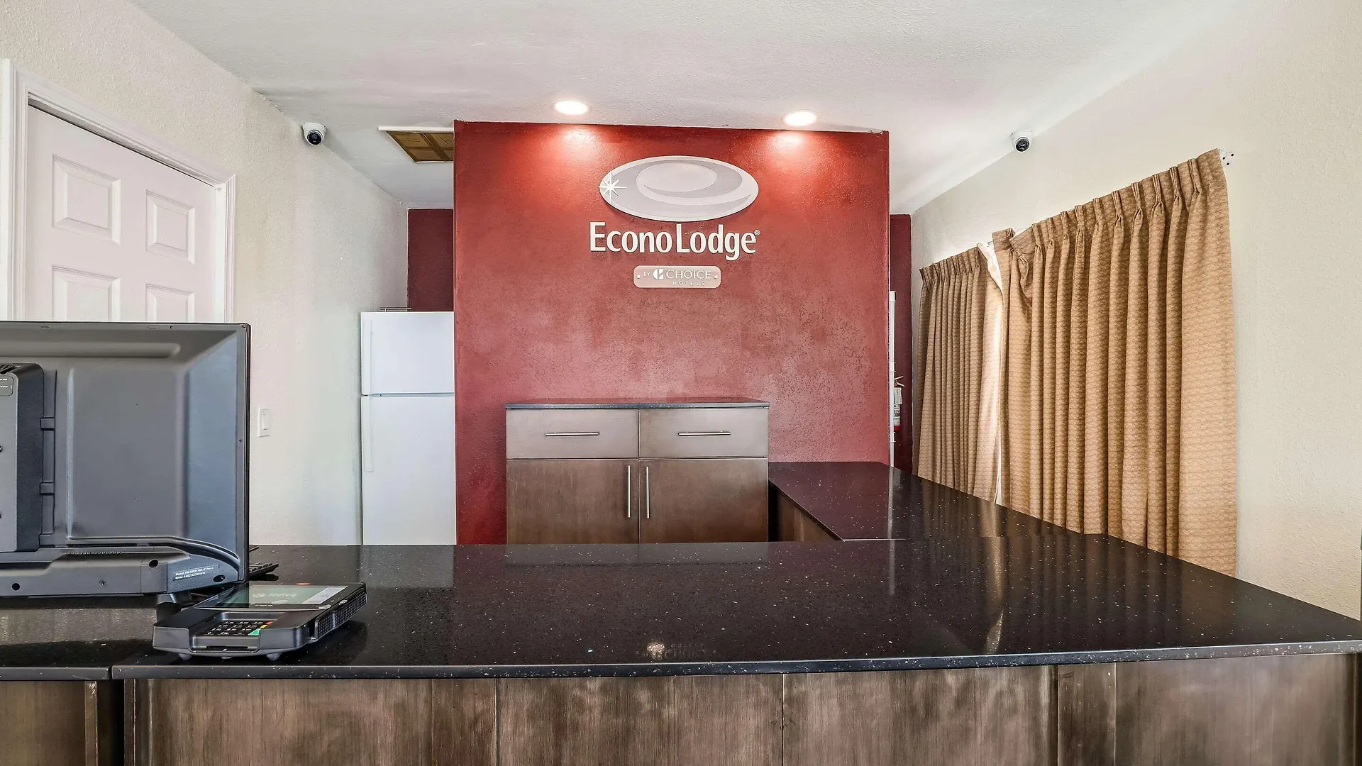 Staying In Southern California: 4 Lodge Hotels Compared